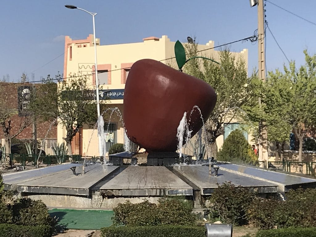 a big apple in Medelt