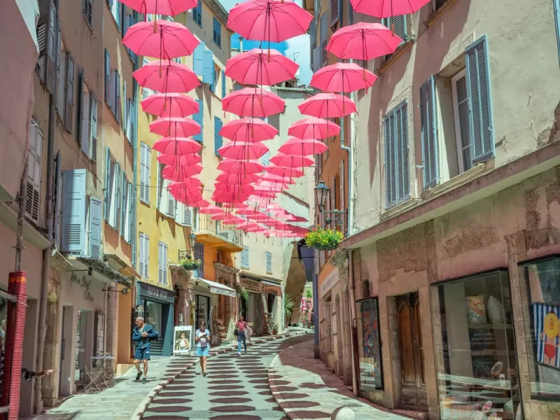 Grasse Pedestrian Street-3