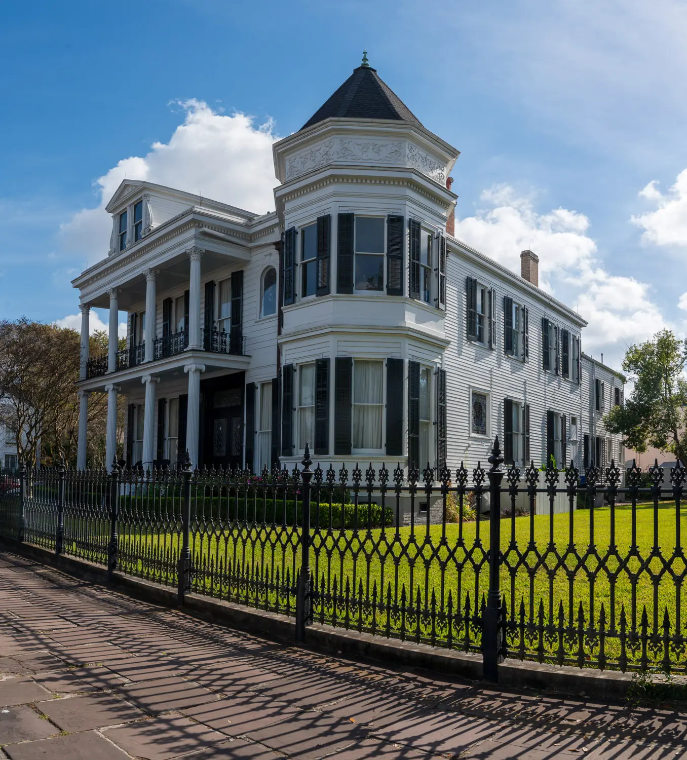 Garden District-11-Pano
